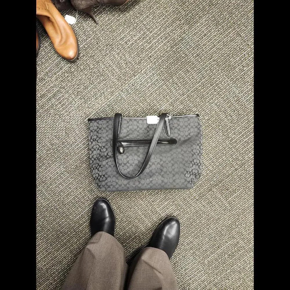 Coach - Picture 2 of 4